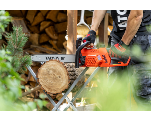 Електрична ланцюгова пилка 2400Вт 40см YATO YT-84872